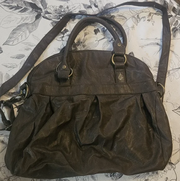 Volcom Satchel - Picture 1 of 4